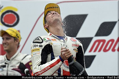 moto2_rea_0014_malaisie_sepang_2012.jpg