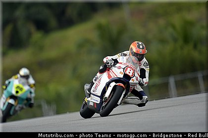 moto2_rea_0017_malaisie_sepang_2012.jpg