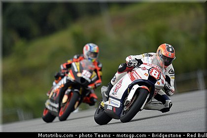 moto2_rea_0018_malaisie_sepang_2012.jpg