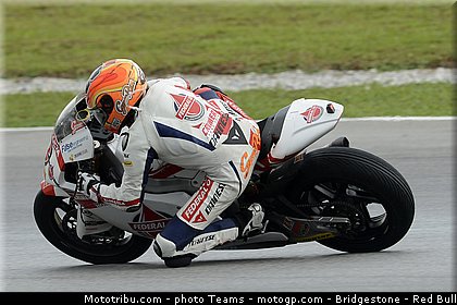 moto2_rea_0020_malaisie_sepang_2012.jpg