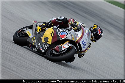 moto2_redding_0001_malaisie_sepang_2012.jpg