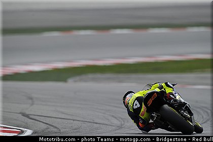 moto2_smith_0017_malaisie_sepang_2012.jpg