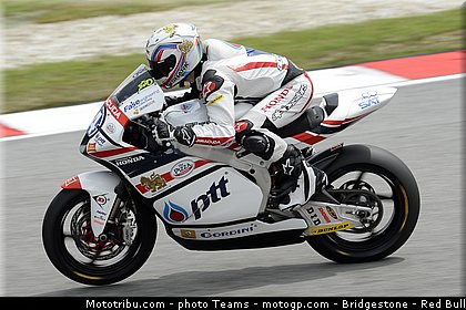 moto2_wilairot_0008_malaisie_sepang_2012.jpg