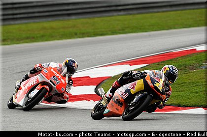 moto3_0021_malaisie_sepang_2012.jpg