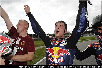 moto3_cortese_0014_malaisie_sepang_2012.jpg