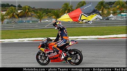 moto3_cortese_0016_malaisie_sepang_2012.jpg