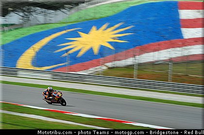 moto3_cortese_0018_malaisie_sepang_2012.jpg