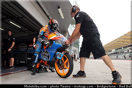 moto3_oliveira_0012_malaisie_sepang_2012.jpg