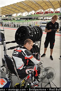 moto3_techer_0006_malaisie_sepang_2012.jpg