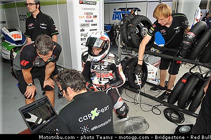 moto3_techer_0013_malaisie_sepang_2012.jpg