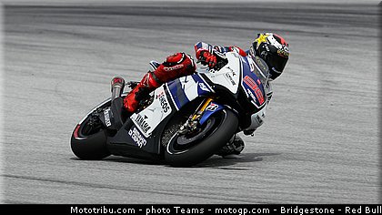 motogp_lorenzo_0001_malaisie_sepang_2012.jpg