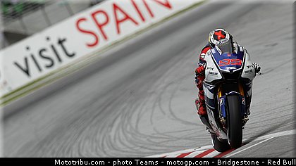 motogp_lorenzo_0002_malaisie_sepang_2012.jpg