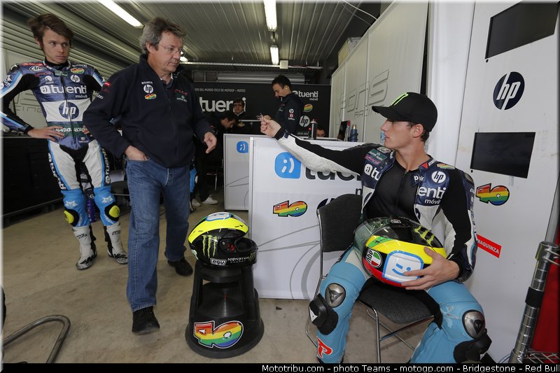 moto2_20121026093316_17australia12_tm2_pons_02_australie_philip_island_2012