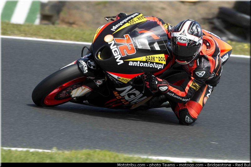 moto2_takahashi_001_australie_philip_island_2012