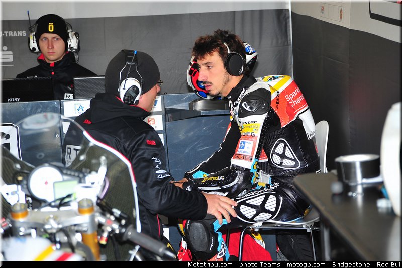moto3_rossi_001_australie_philip_island_2012