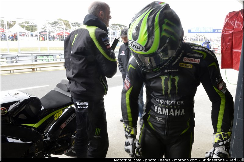 motogp_crutchlow_014_australie_philip_island_2012