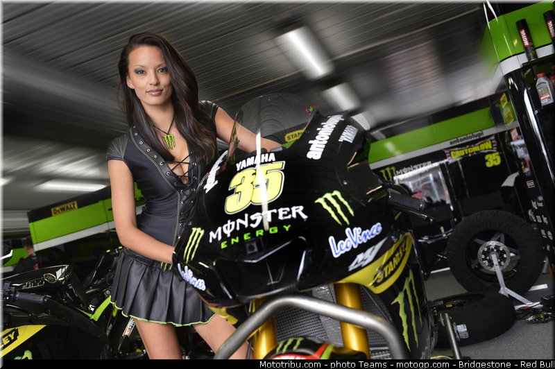 motogp_pitbabe_002_australie_philip_island_2012
