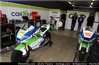 moto2_aegerter_01_australie_philip_island_2012.jpg