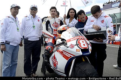 moto2_rea_007_australie_philip_island_2012.jpg
