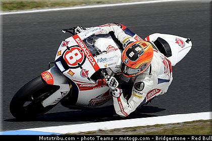 moto2_rea_008_australie_philip_island_2012.jpg
