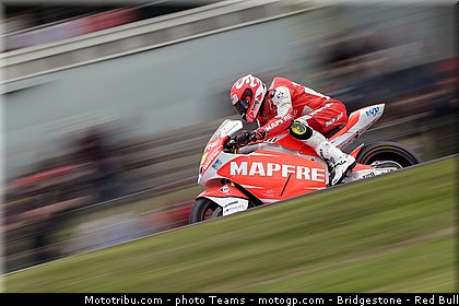 moto2_torres_001_australie_philip_island_2012.jpg