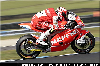 moto2_torres_004_australie_philip_island_2012.jpg