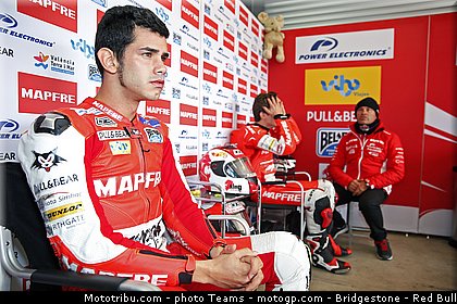 moto2_torres_006_australie_philip_island_2012.jpg