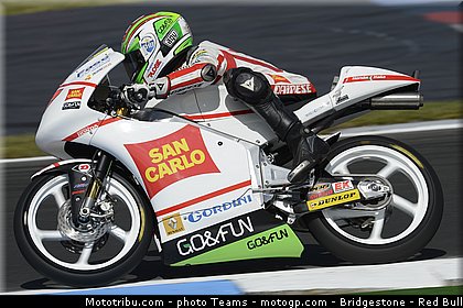 moto3_antonelli_004_australie_philip_island_2012.jpg