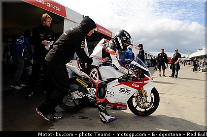 moto3_techer_02_australie_philip_island_2012.jpg