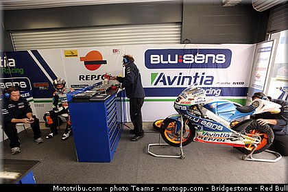 moto3_vinales_m_001_australie_philip_island_2012.jpg