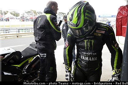 motogp_crutchlow_014_australie_philip_island_2012.jpg