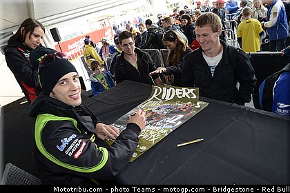 motogp_crutchlow_018_australie_philip_island_2012.jpg