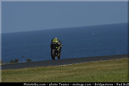 motogp_crutchlow_021_australie_philip_island_2012.jpg