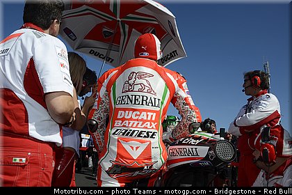 motogp_hayden_005_australie_philip_island_2012.jpg