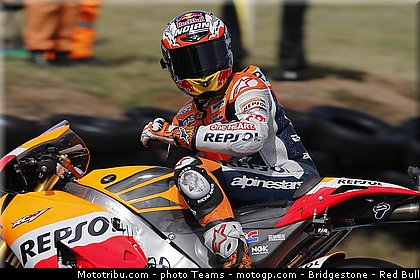 motogp_stoner_028_australie_philip_island_2012.jpg