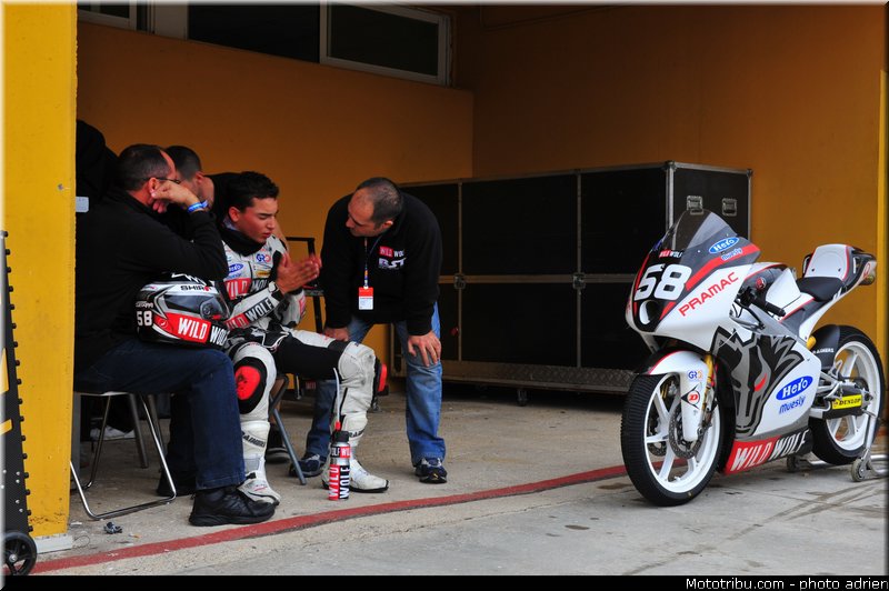 moto2_guevara_001_valencia_2012
