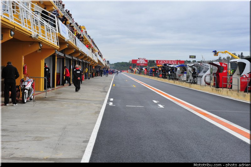 motogp_ambiance_003_valencia_2012