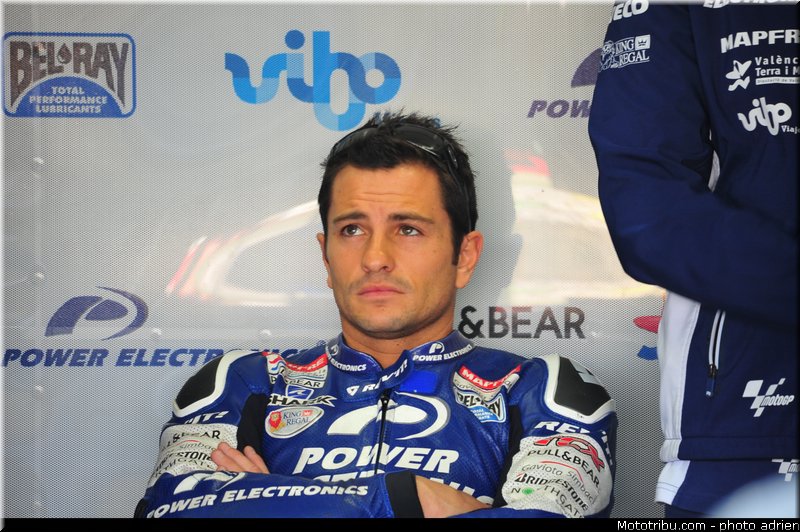 motogp_de_puniet_001_valencia_2012