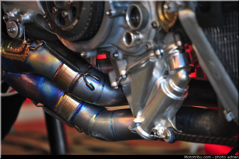 pitlane_045_valencia_2012
