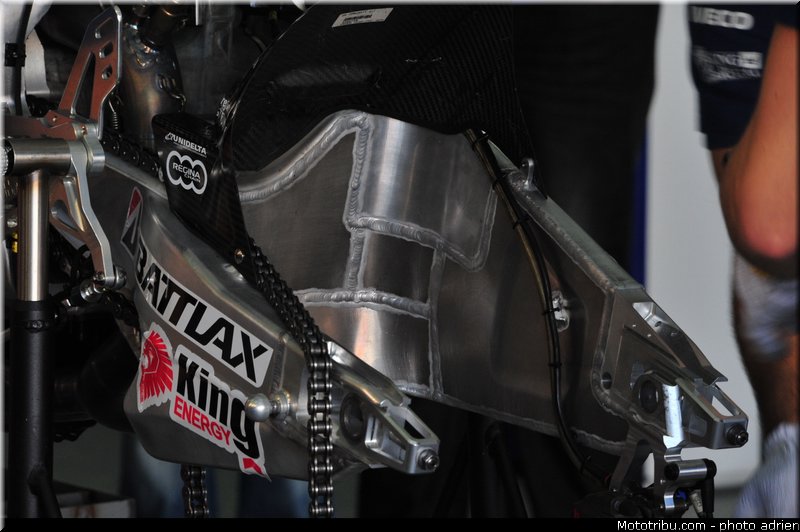 pitlane_054_valencia_2012