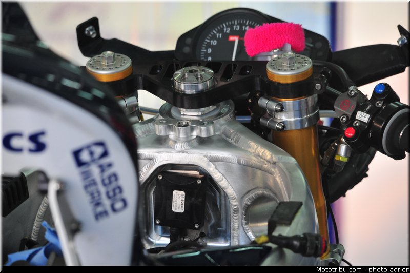 pitlane_057_valencia_2012