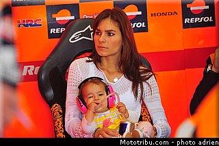 motogp_pitbabe_014_valencia_2012.jpg
