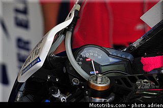 pitlane_052_valencia_2012.jpg