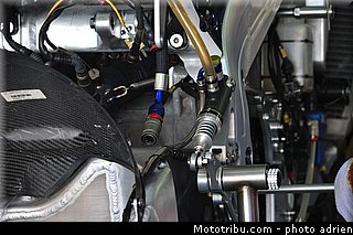 pitlane_056_valencia_2012.jpg