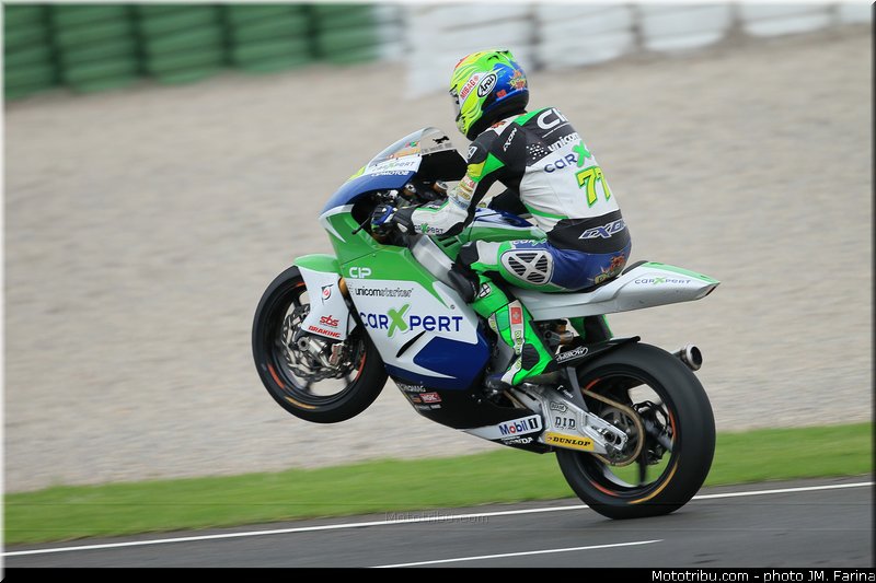 moto2_aegerter_001_valencia_2012