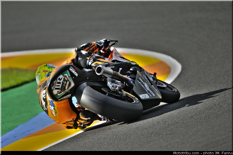 moto2_zarco_004_valencia_2012