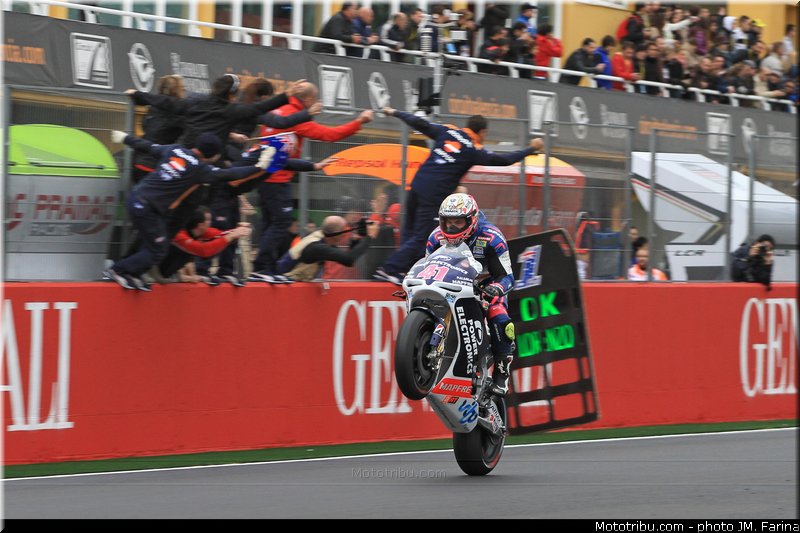 motogp_espargaro_002_valencia_2012