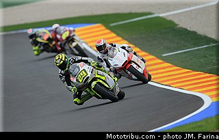 moto2_iannone_001_valencia_2012.jpg