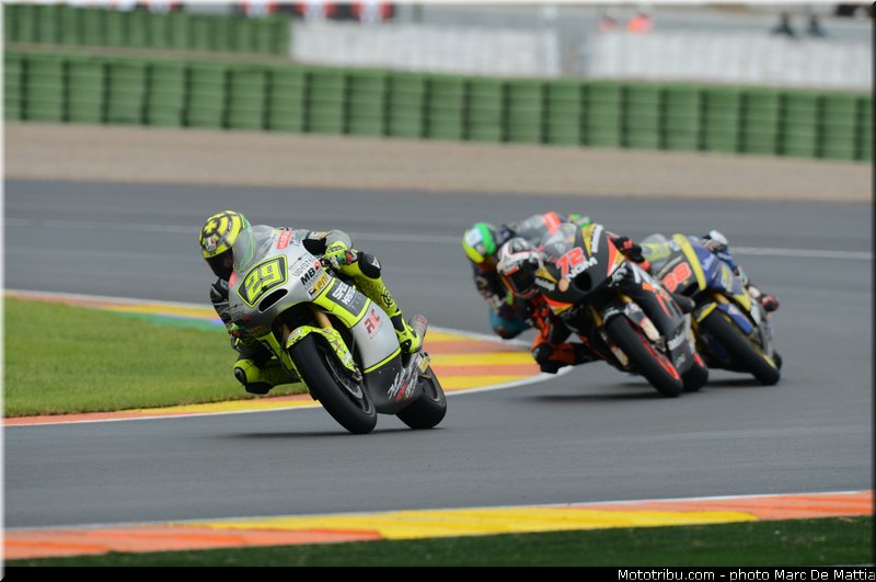moto2_iannone_002_valencia_2012