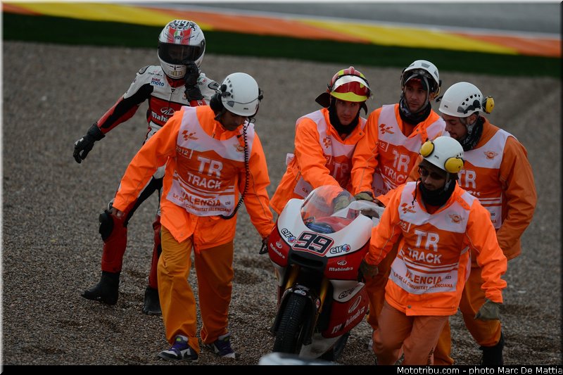 moto3_webb_002_valencia_2012